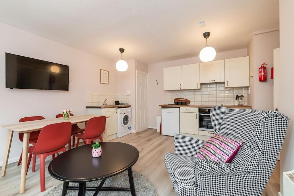 Fully Refurb Drogheda Apt5 2Nd Floor ภายนอก รูปภาพ