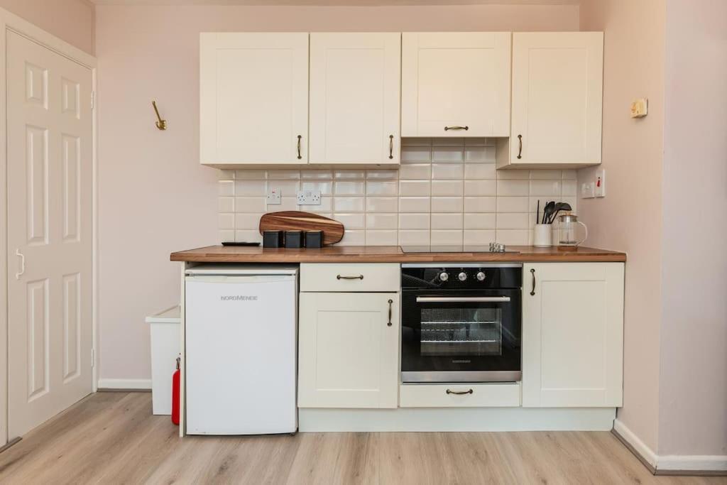 Fully Refurb Drogheda Apt5 2Nd Floor ภายนอก รูปภาพ